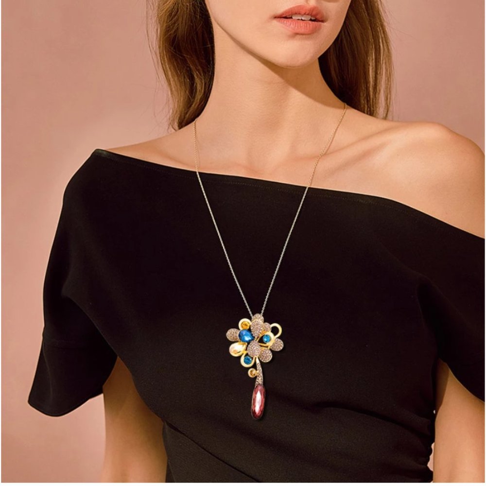 Large Love Crystal Flower Brooch / Necklace Pendant - Picture 6 of 11